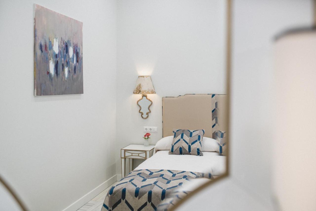 Apartamentos Abreu Suites Sevilla Exterior foto